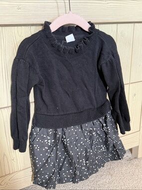Black GAP baby size 2T Ruffle-Neck Sweater Dress